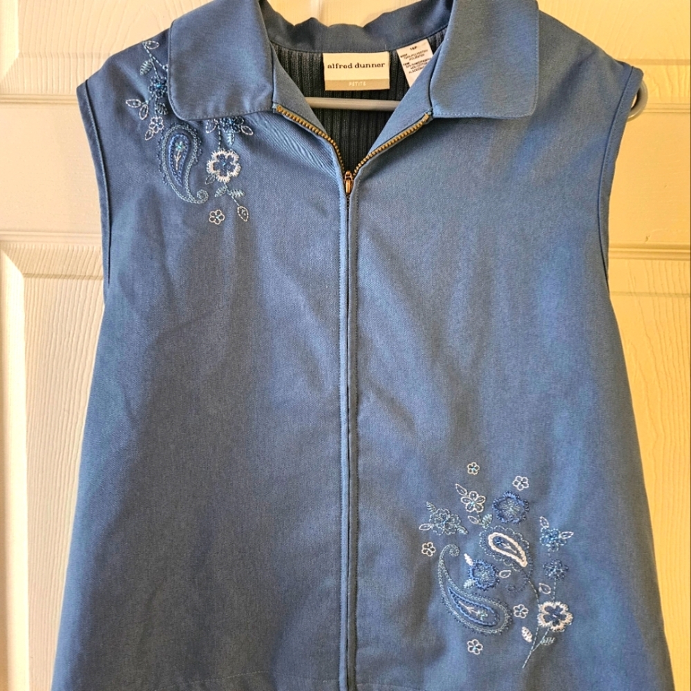 Ladies Alfred Dunner Vest sz 16P